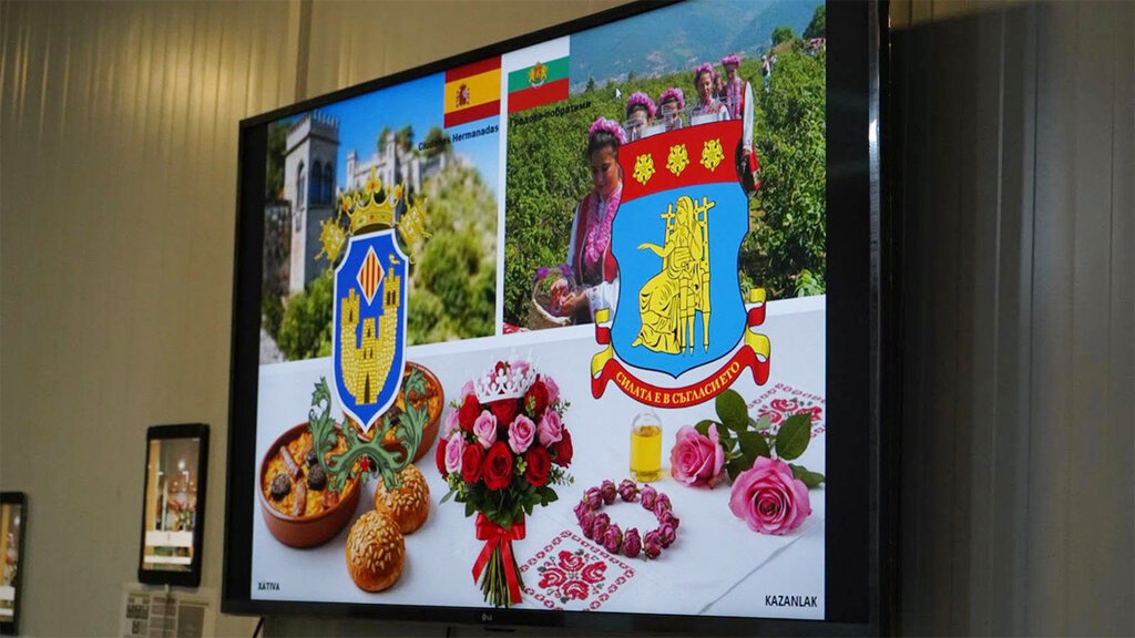 Kazanlak y Xàtiva dan un nuevo impulso a las relaciones entre Bulgaria y España