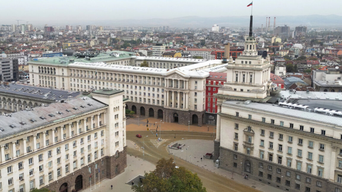 От СО са поискали да бъде отстранен палатковият лагер на "Възраждане" срещу еврото