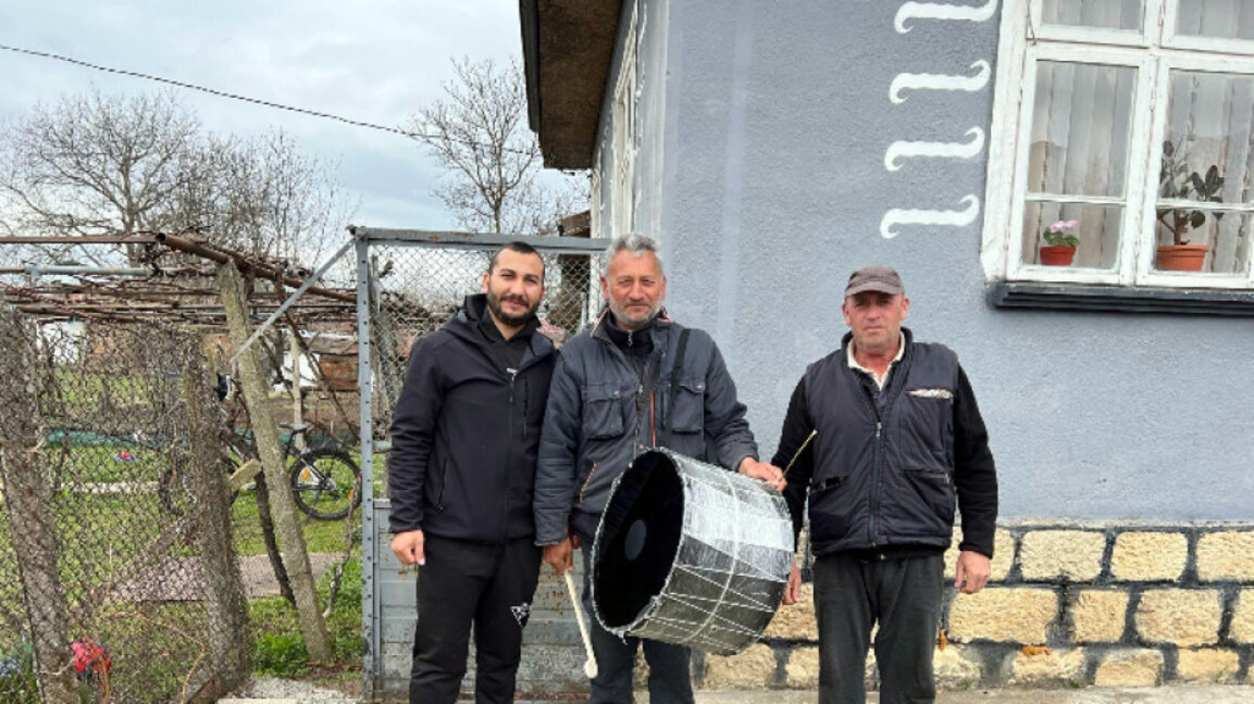 La tradición de los tamboreros davuldzhíi, o quién despierta a los musulmanes durante el Ramadán