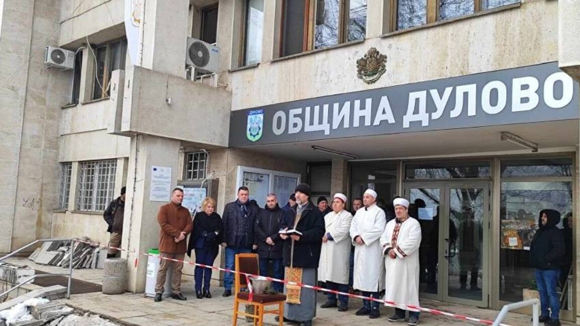 Dulovo Belediyesi’nde onarım işlerine takdis töreni ve hayır duası ile start verildi