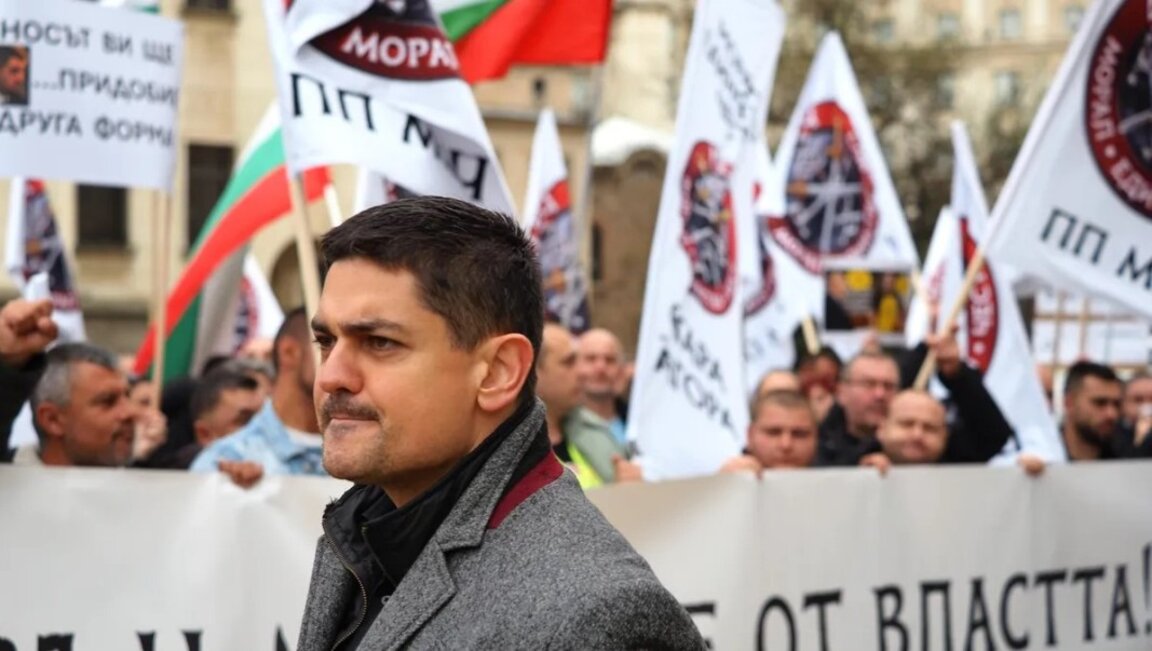 Partidarios del MECH protestan frente a la Asamblea Nacional