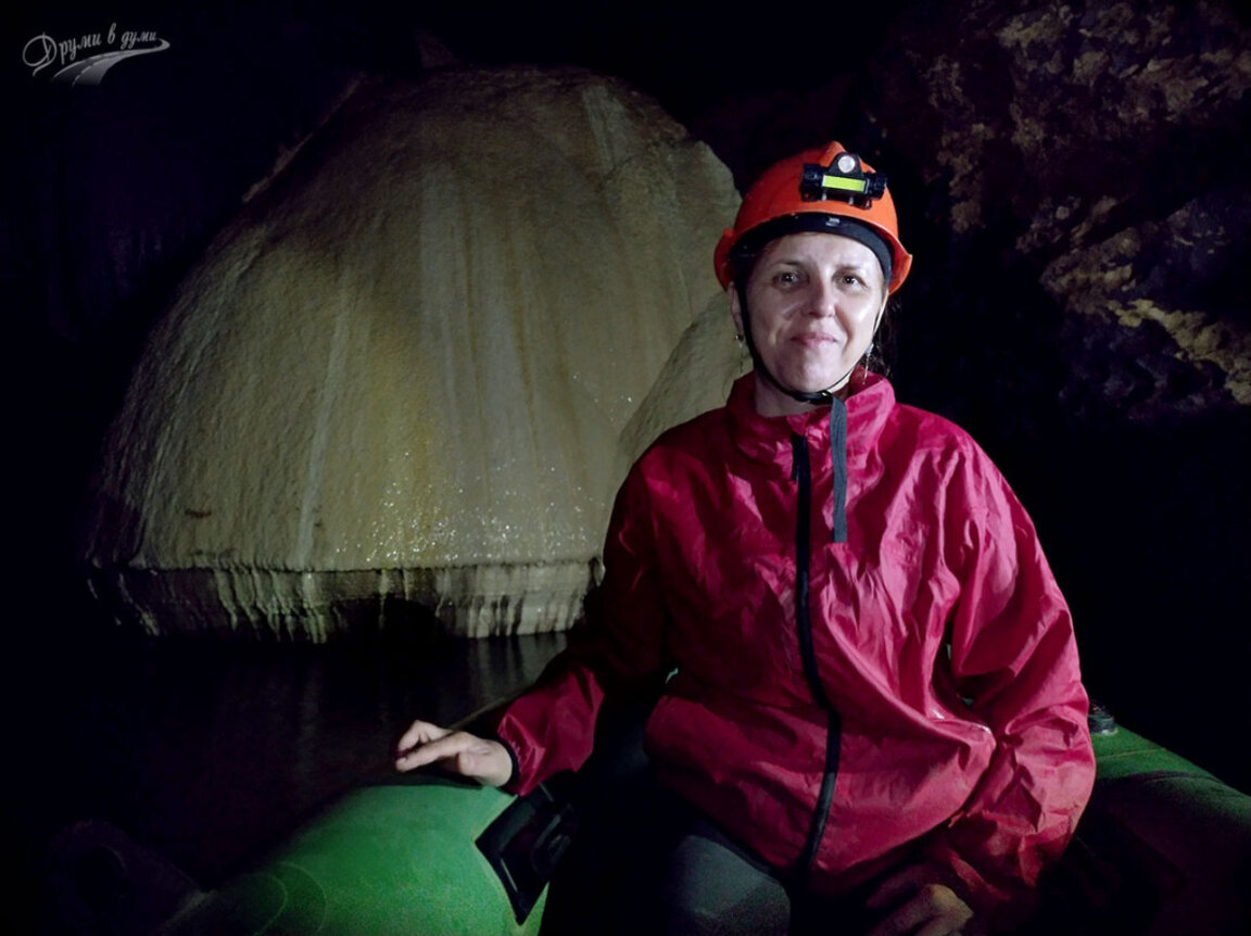 В Бонинската пещера на Деветашкото плато