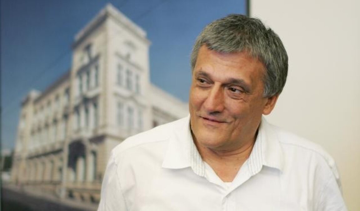 Арх. Петър Диков