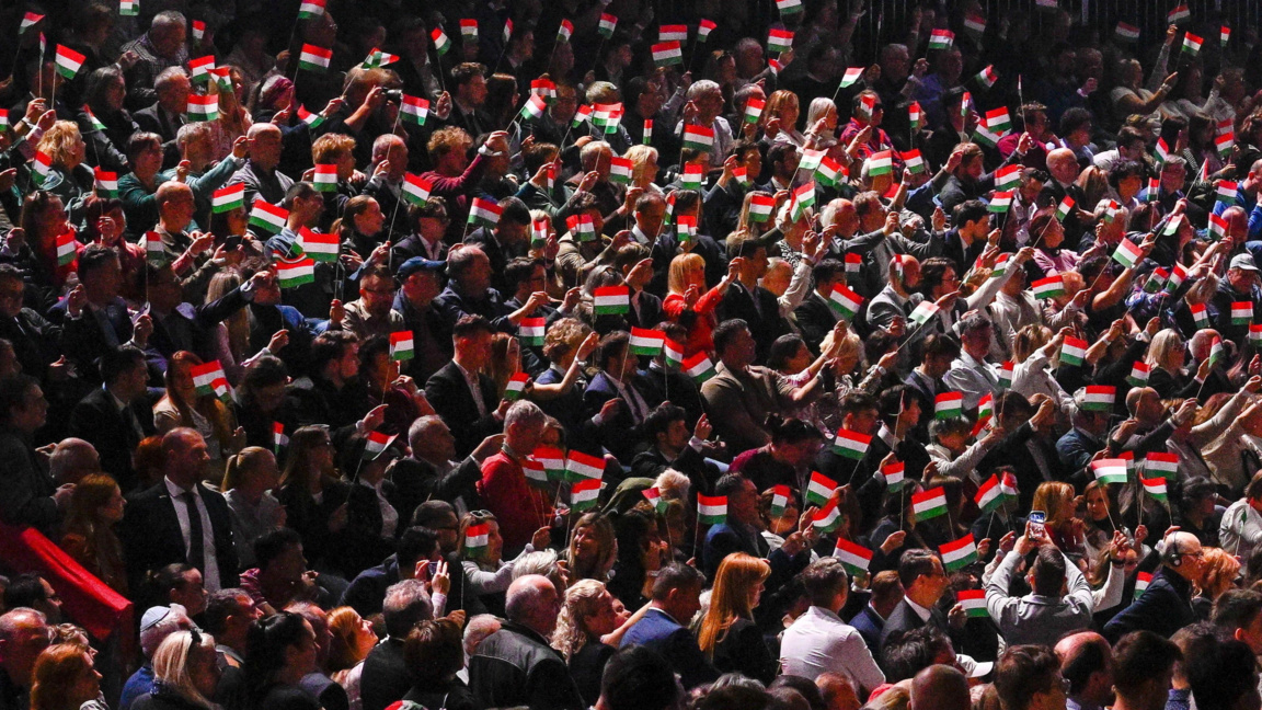 Тоня Димитрова: Играта на Орбан със страховете на хората би могла да реши вота