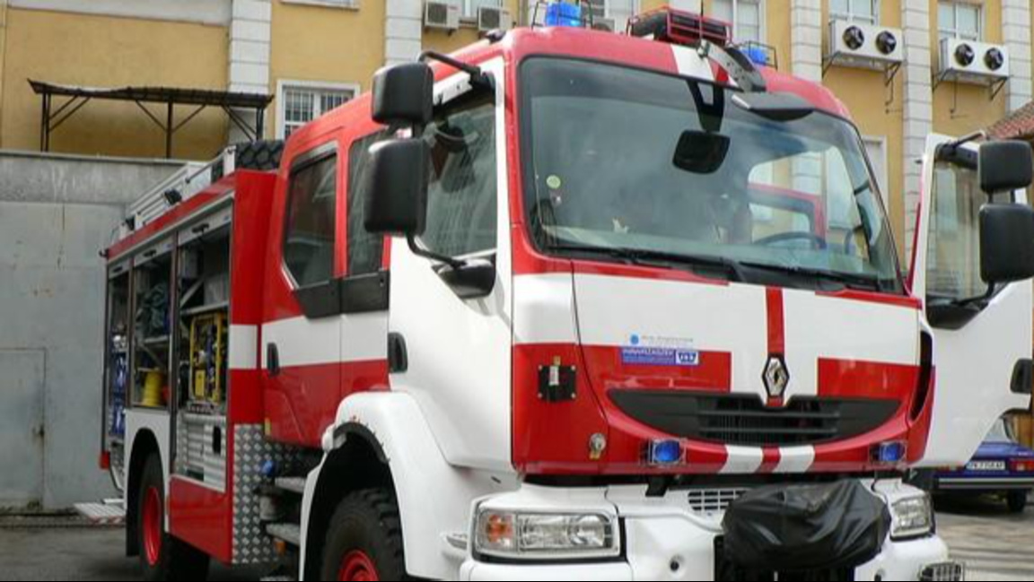 Пет пожара горяха в Монтанско за ден