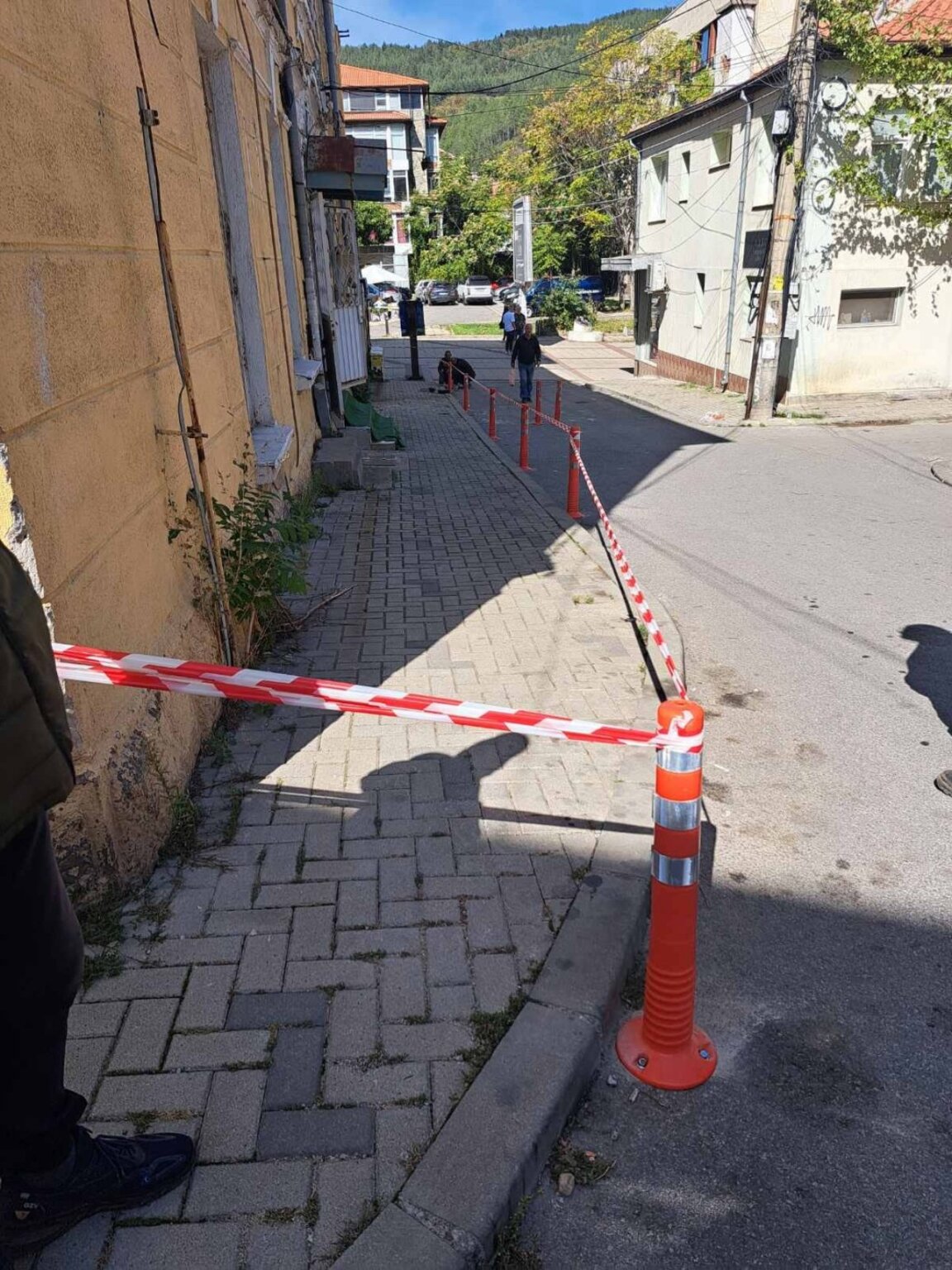 Обезопасиха сградата на Военния клуб в Дупница