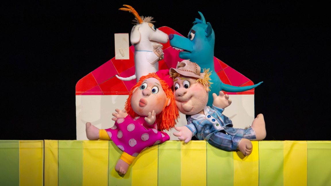 Играят премиерно "Мързелан и Мързеланка" в Бургаския куклен театър  