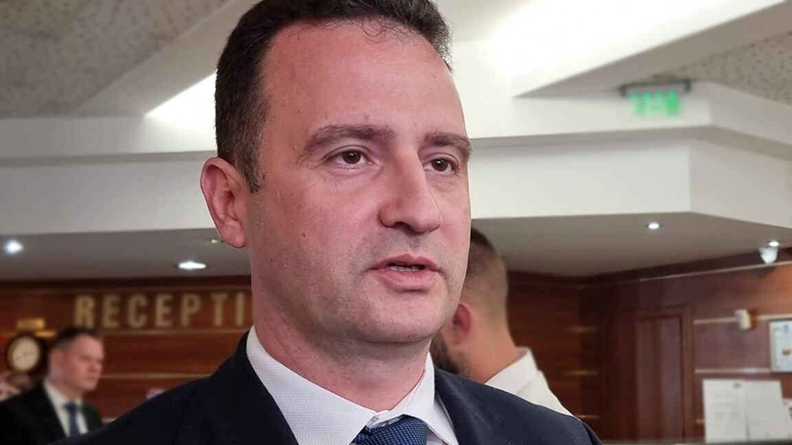 Жечо Станков