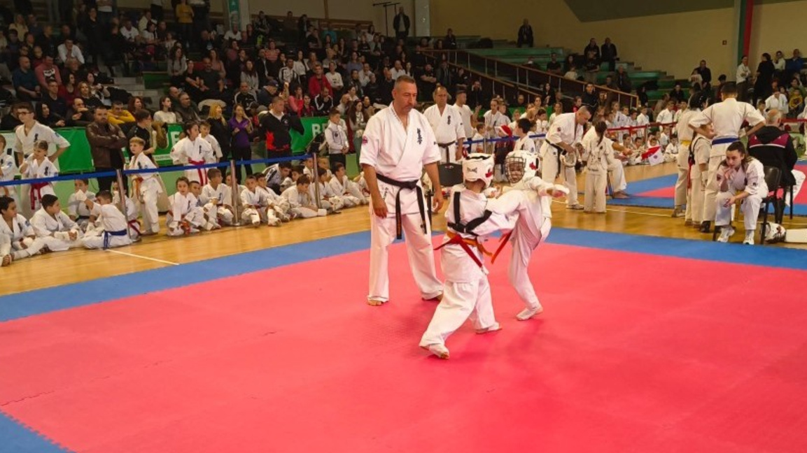 Детски Коледен турнир на клуб "Аскен" 2024