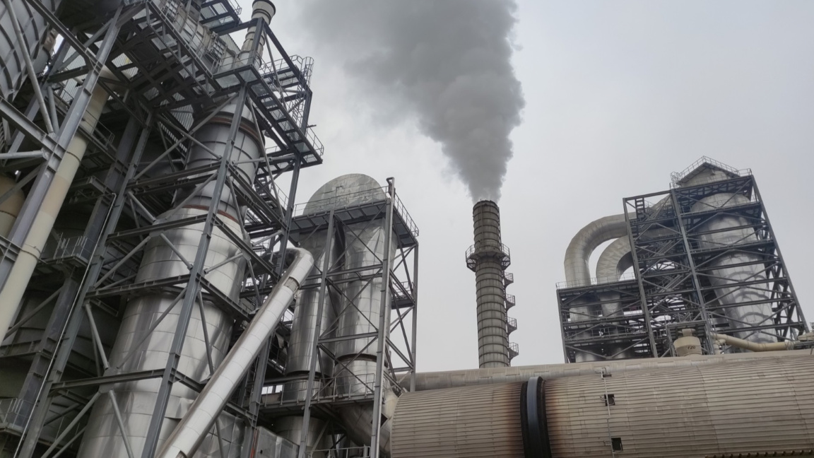 Регионалната  екологична инспекция във Велико Търново глоби с близо 41 хиляди евро "Кроношпан България“