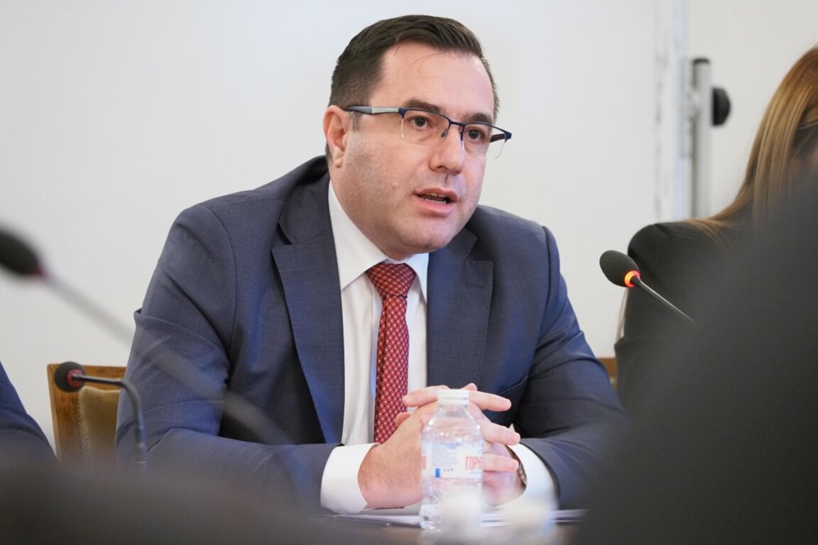 Пламен Младеновски