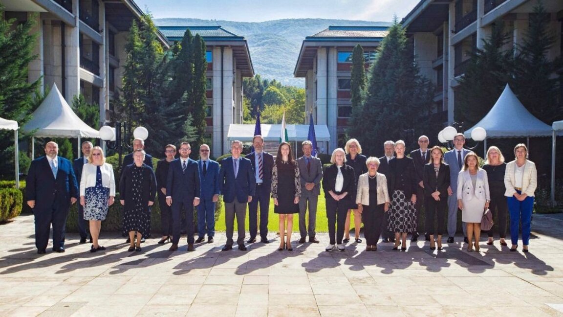 Außenministerin Gabriel stellt EU-Botschaftern außenpolitische Prioritäten Bulgariens vor