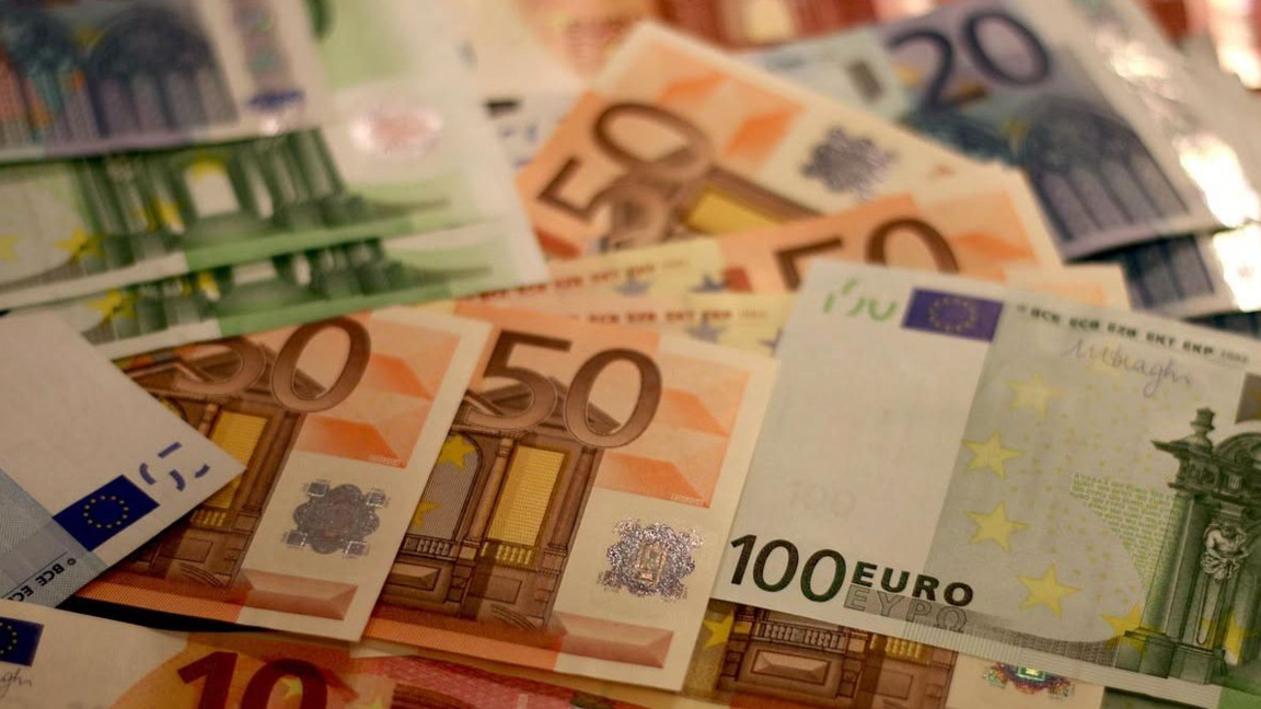 Paga mesatare mujore në vend vazhdon të rritet