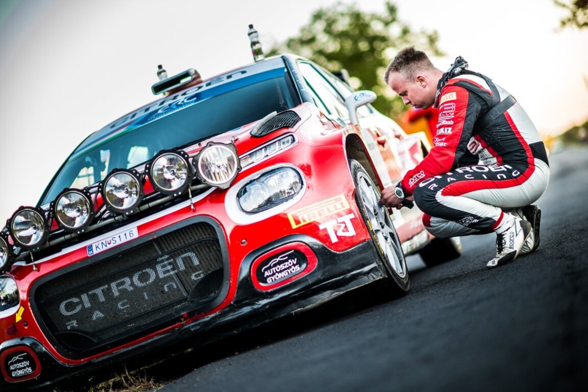 Два български екипажа и световен шампион на старта на европейския рали шампионат