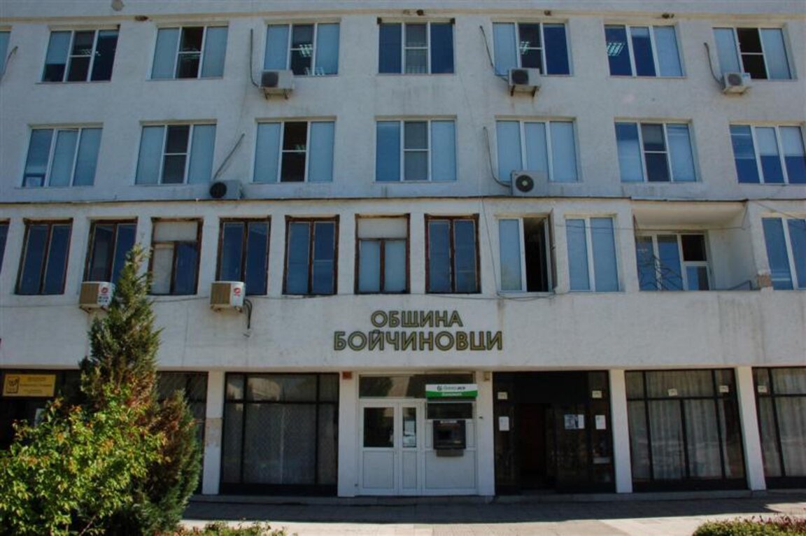 Възстановиха улица, пострадала от проливния дъжд в Бели брод