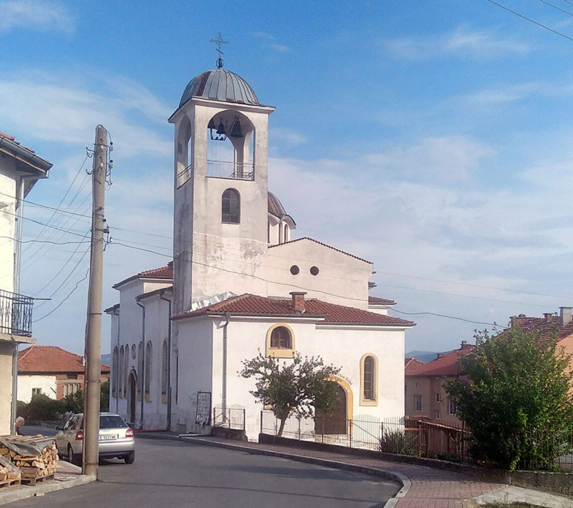 Църквата в село Копривлен