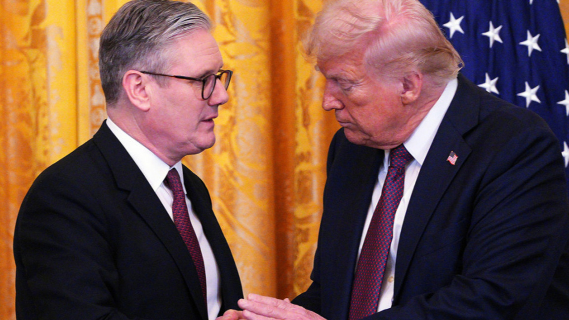 Киър Стармър и Доналд Тръмп, Вашингтон, февруари 2025 г.