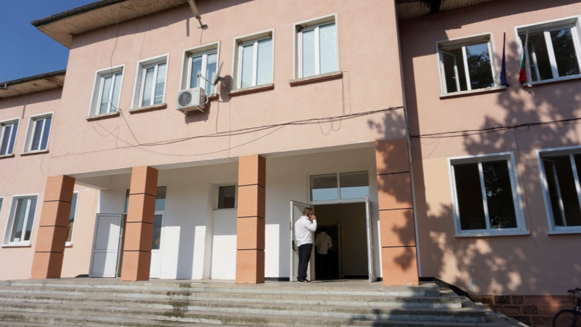 Разследват нападение над кмета на монтанското село Вирове