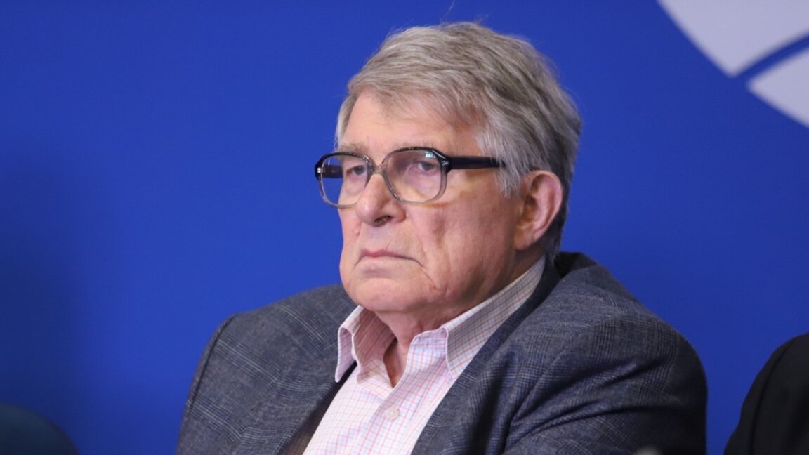 доц. Михаил Иванов