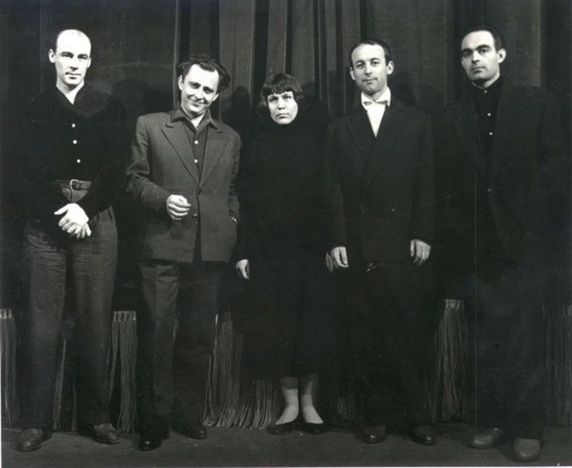 Вили Цанков, Леон Даниел, Юлия Огнянова, Методи Андонов и Асен Митев, Бургас, 1957