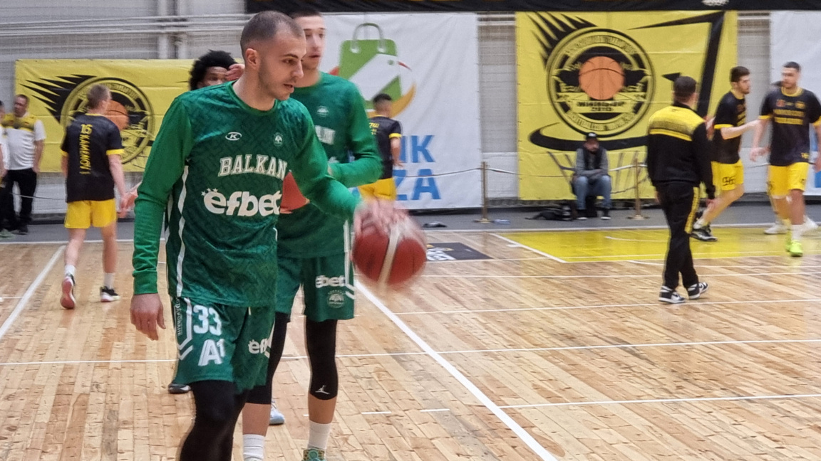 Николай Грозев ще играе отново за Балкан (Ботевград)