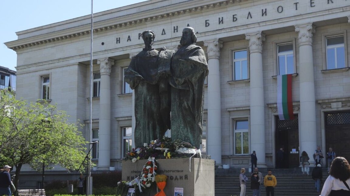 Më 11 maj, kisha nderon vëllezërit e shenjtë Kiril dhe Metodi