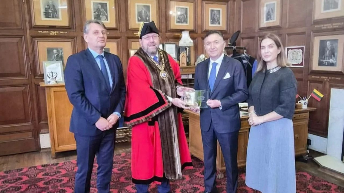 От Питърбъро д-р Ивелина Банялиева започва проект “От Карлово до Кеймбридж“