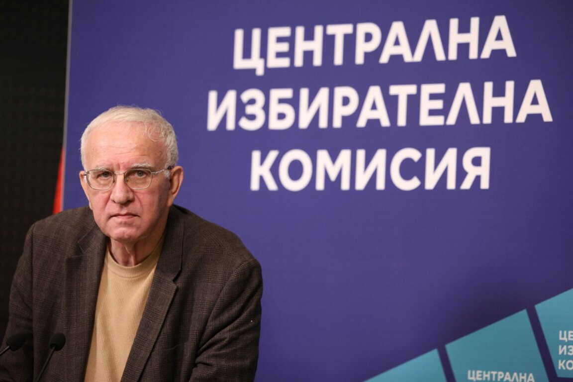 Цветозар Томов