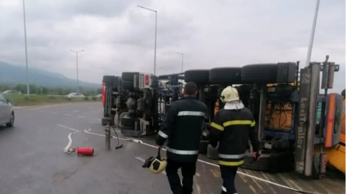 Временно е спряно движението от Асеновград към Пловдив