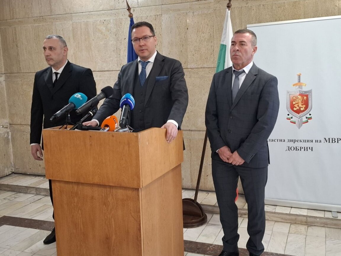 Даниел Митов: На два сигнала е реагирала полицията в кв. "Бояна" на 12 април