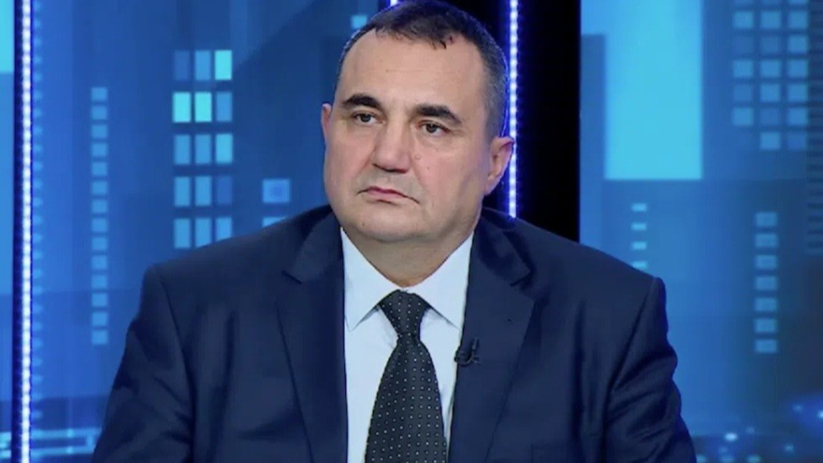 Веселин Стойнев, журналист