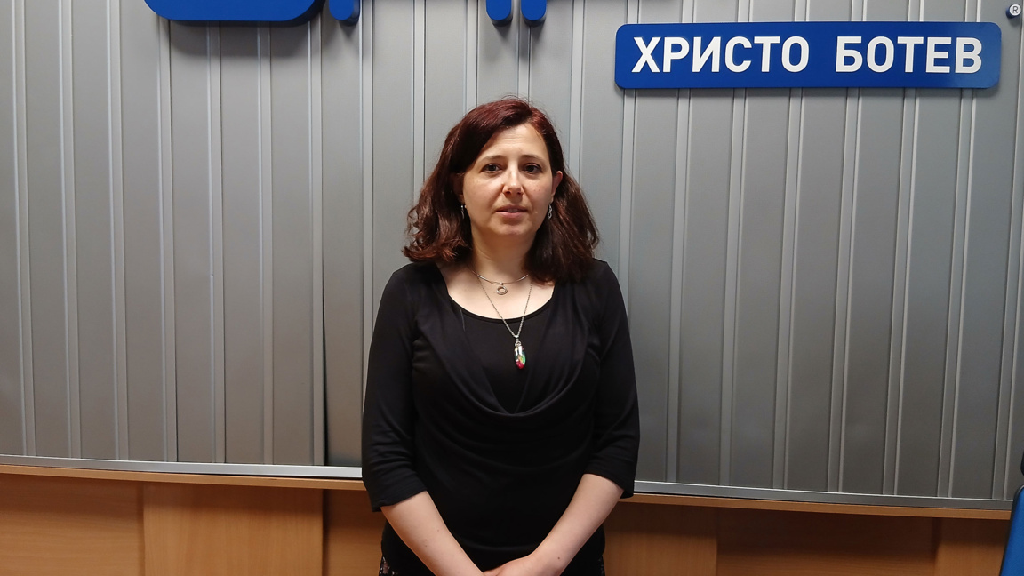 Адв. Лора Георгиева