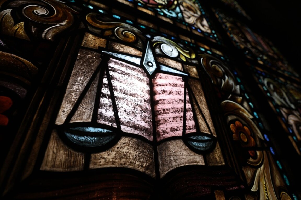 Издирват Гайтански и Мавродиев, чакат ги с обвинения, един от "Роудуей кънстракшън" е задържан