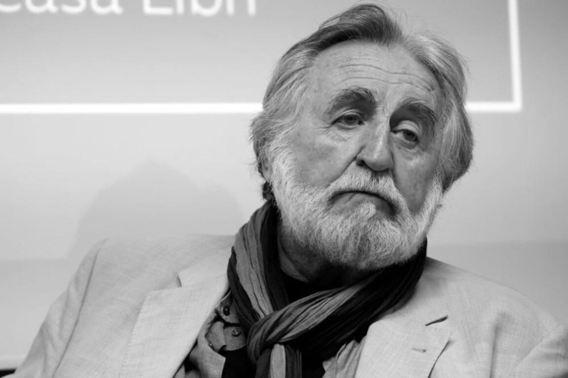 Renowned Bulgarian poet and translator Kiril Kadiiski has passed away