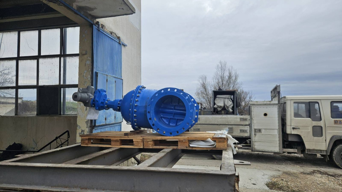 Продължава ремонтът на помпената станция в Шумен