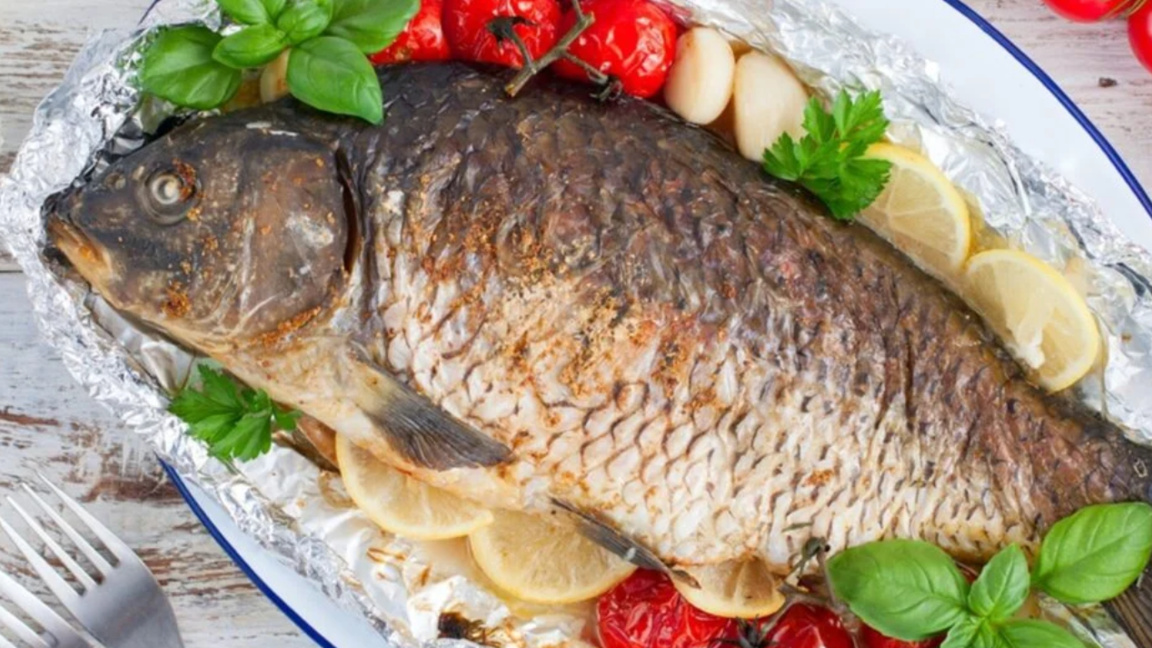 Varvara zien, Sava pjek, Nikolla pret mysafirë