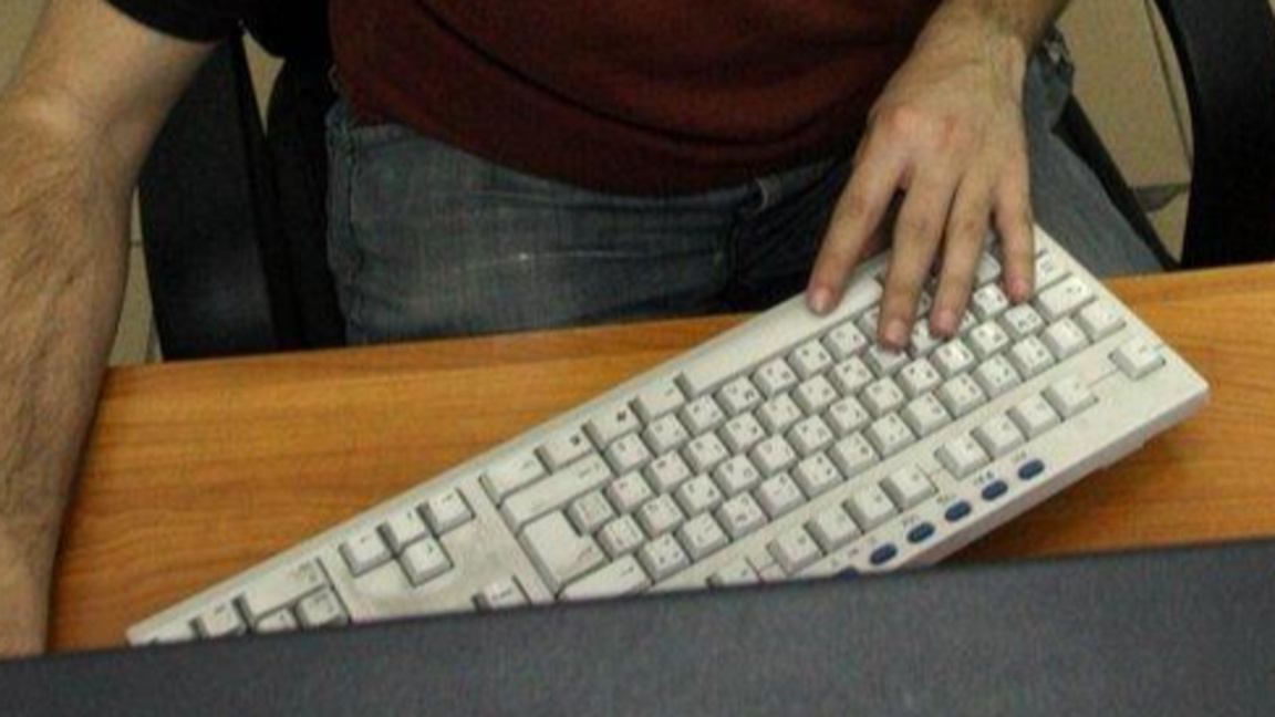 компютър интернет клавиатура\r\nЗащо блогърите стават все по-влиятелни в обществото