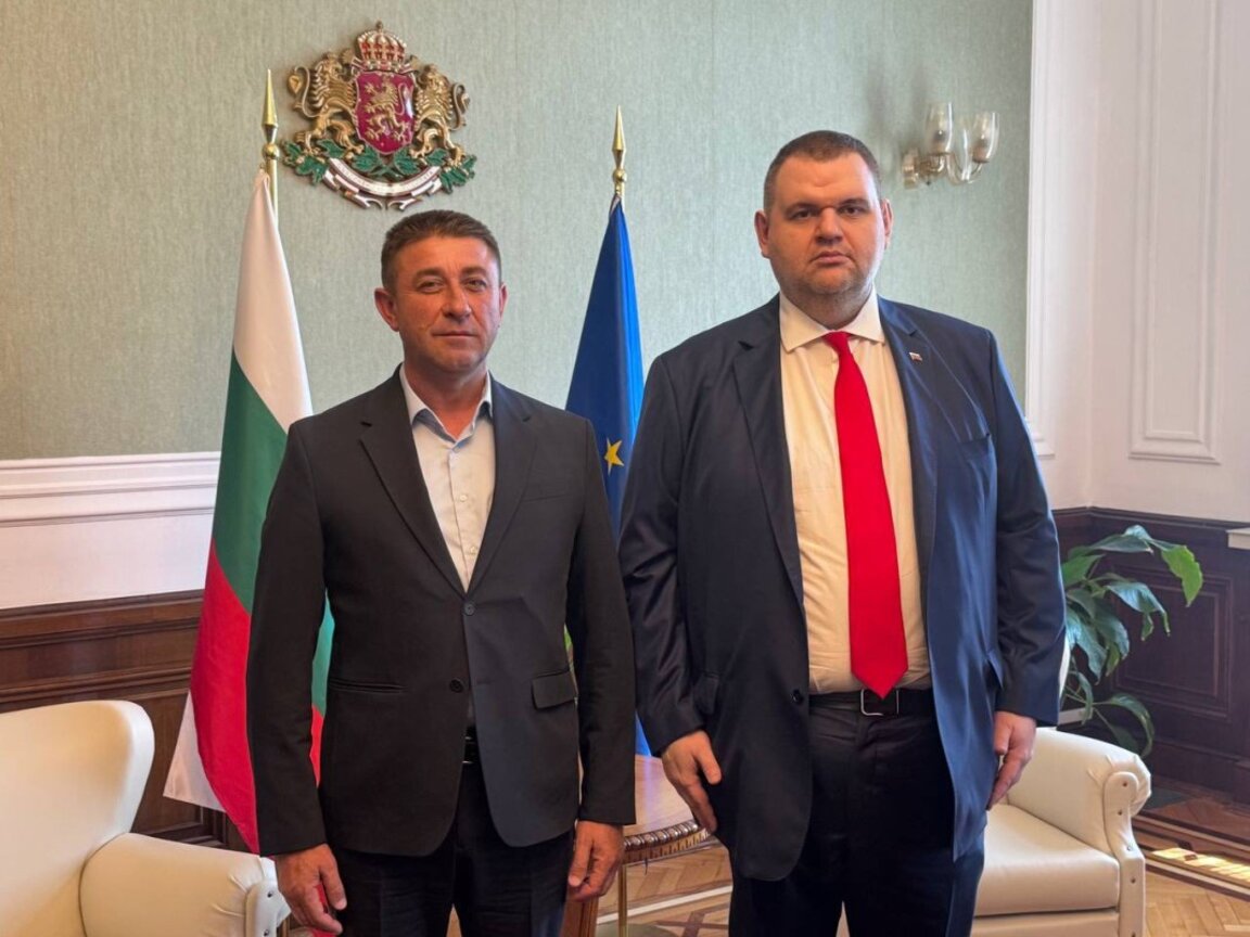 Община Руен се присъедини към стратегията "Ново начало" на Делян Пеевски