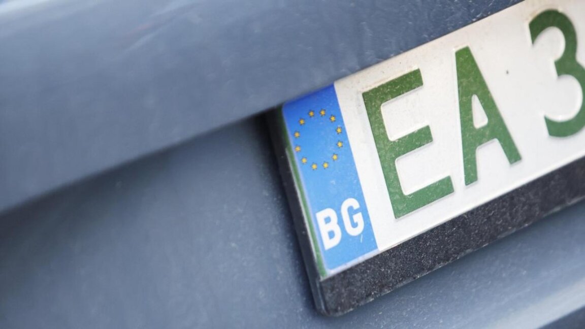 Нараства делът на електромобилите. Как това променя картината на мобилността?