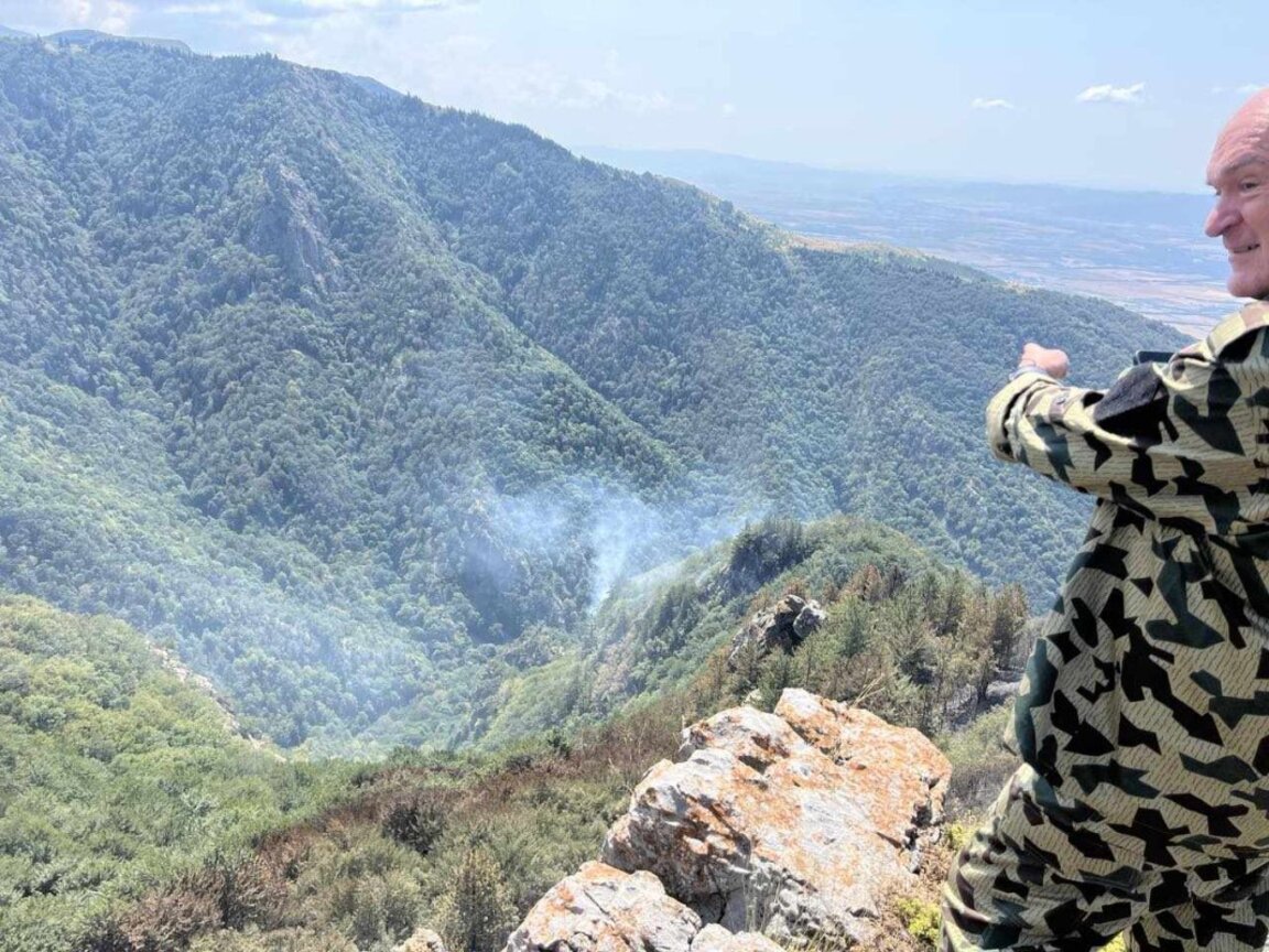 Пожарът в района на Беклемето е потушен