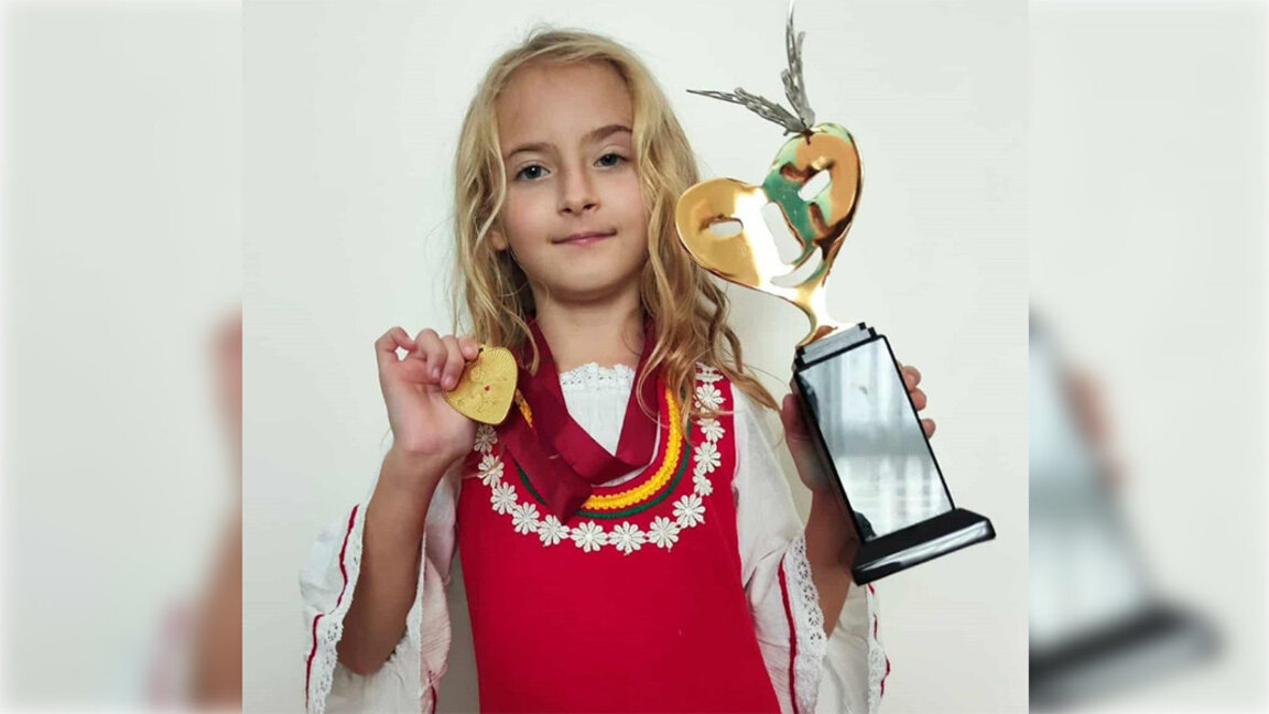 El dibujo de una niña búlgara, premiado en concurso mundial de salud y arte