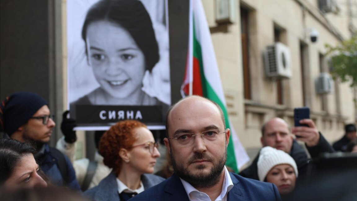 Участници в протест се срещнаха с правосъдния министър Георги Георгиев.