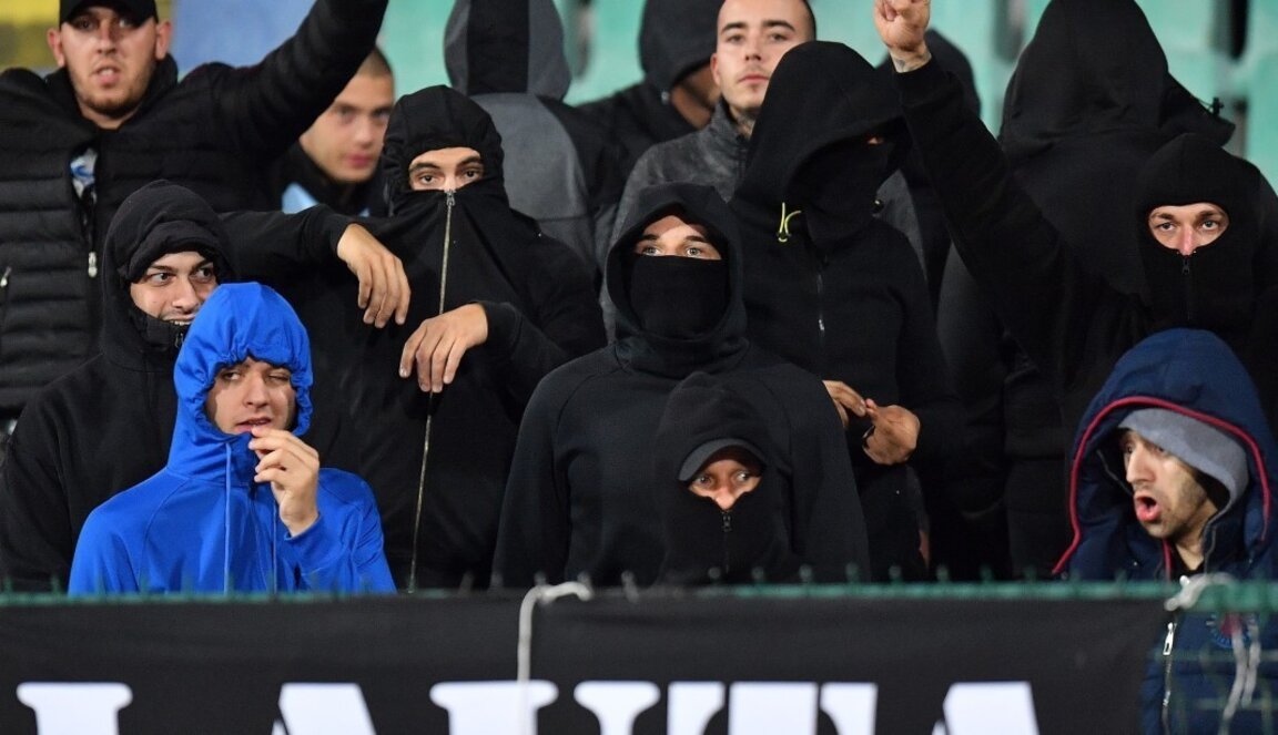 Ролевите модели на агресивните младежи