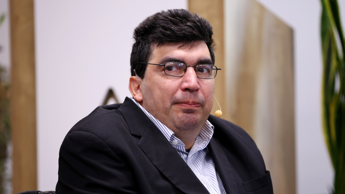 Деян Колев