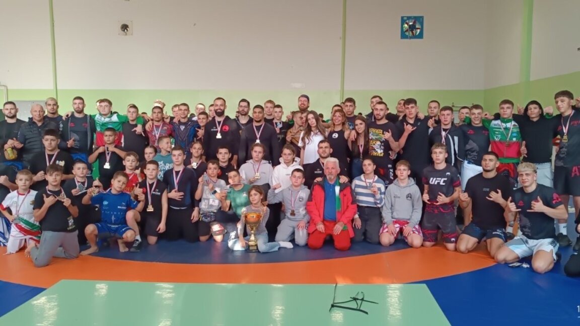 Клуб Атила“ триумфира с титла в първенството по граплинг