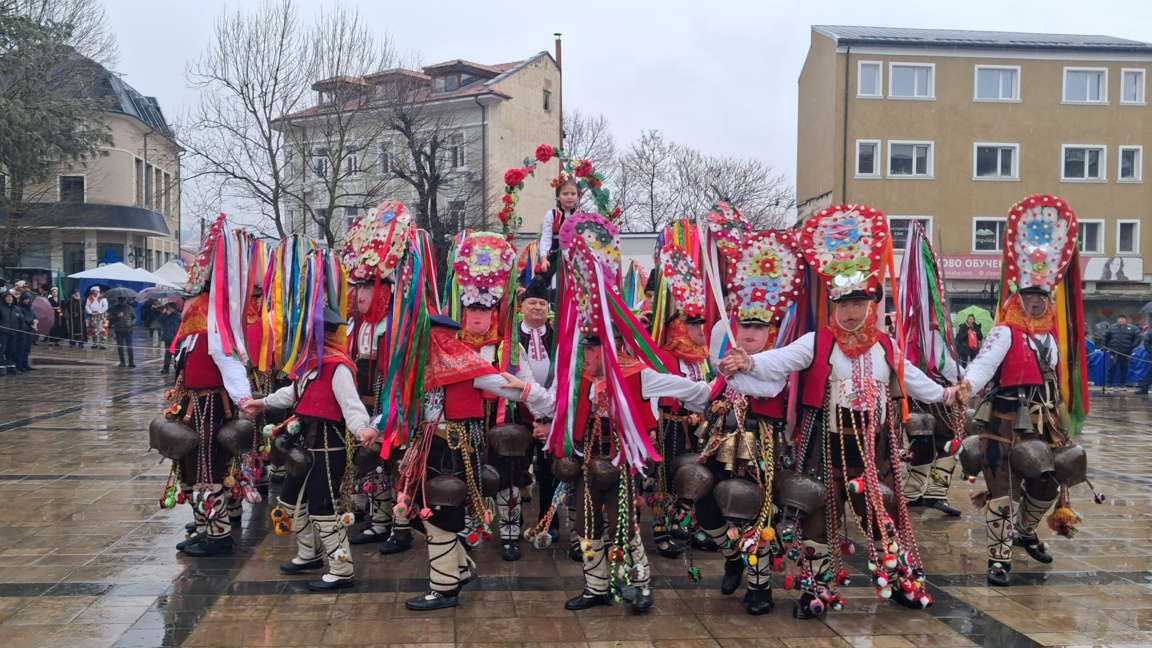 Кукери гониха злите сили от Карлово