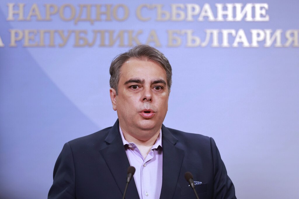 Асен Василев