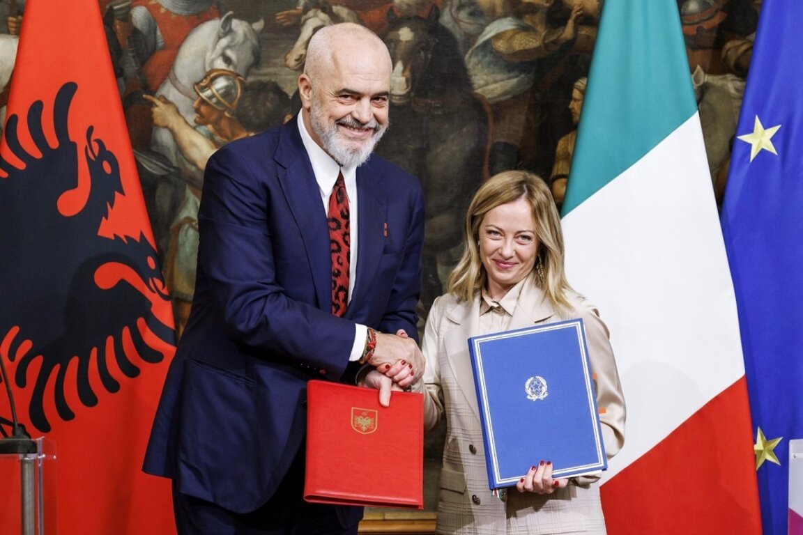 İtalya Başbakanı Giorgia Meloni ve Arnavutluk Başbakanı Edi Rama