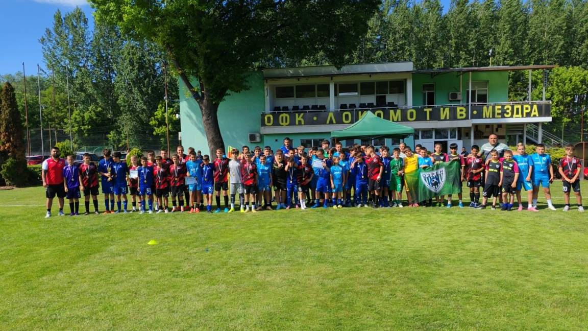 "Мездра Къп 2026": "Левски U12" /София/ грабна златото след 3:0 във финала 