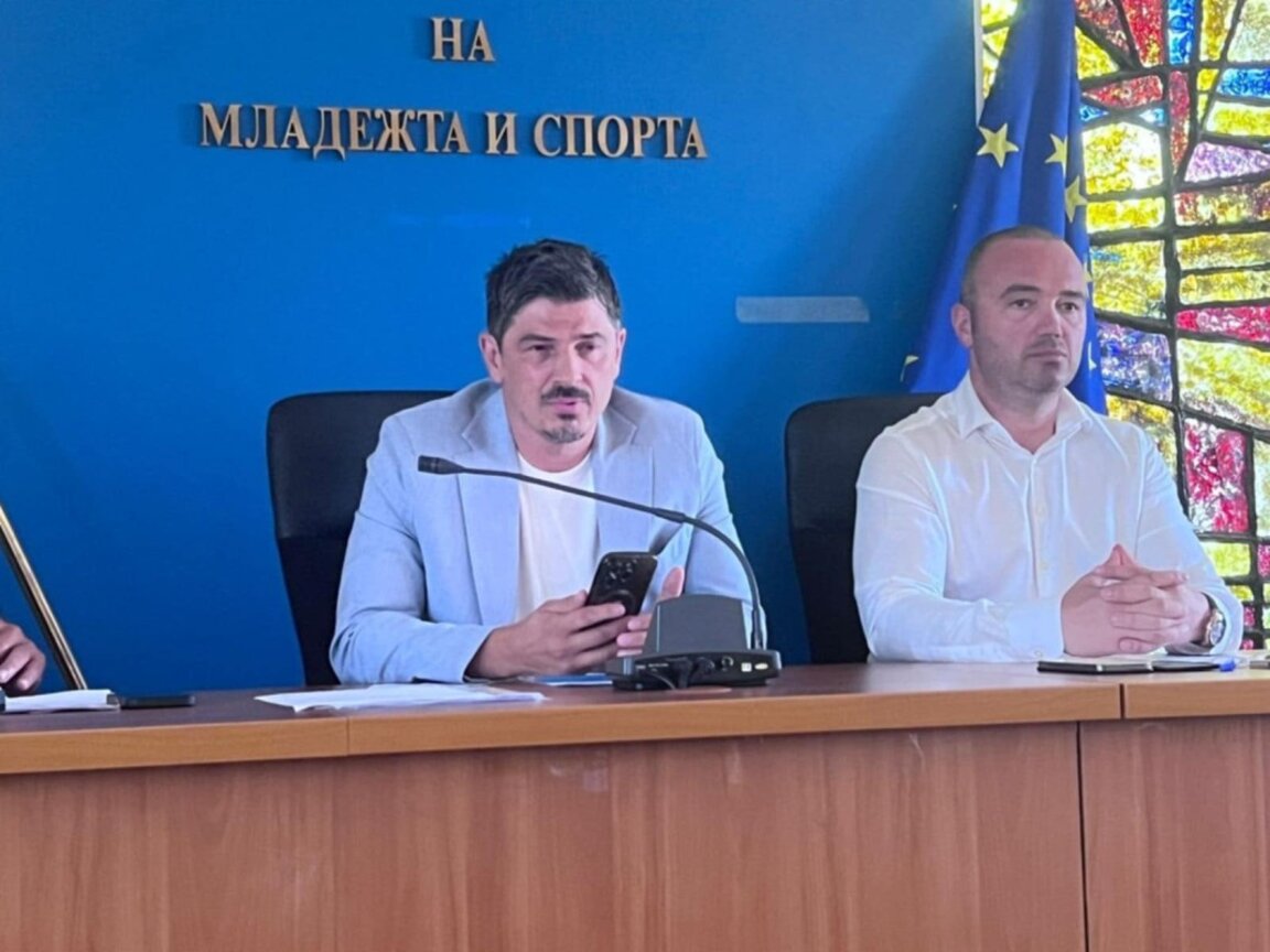 Преизбраха ръководството на федерацията по карате